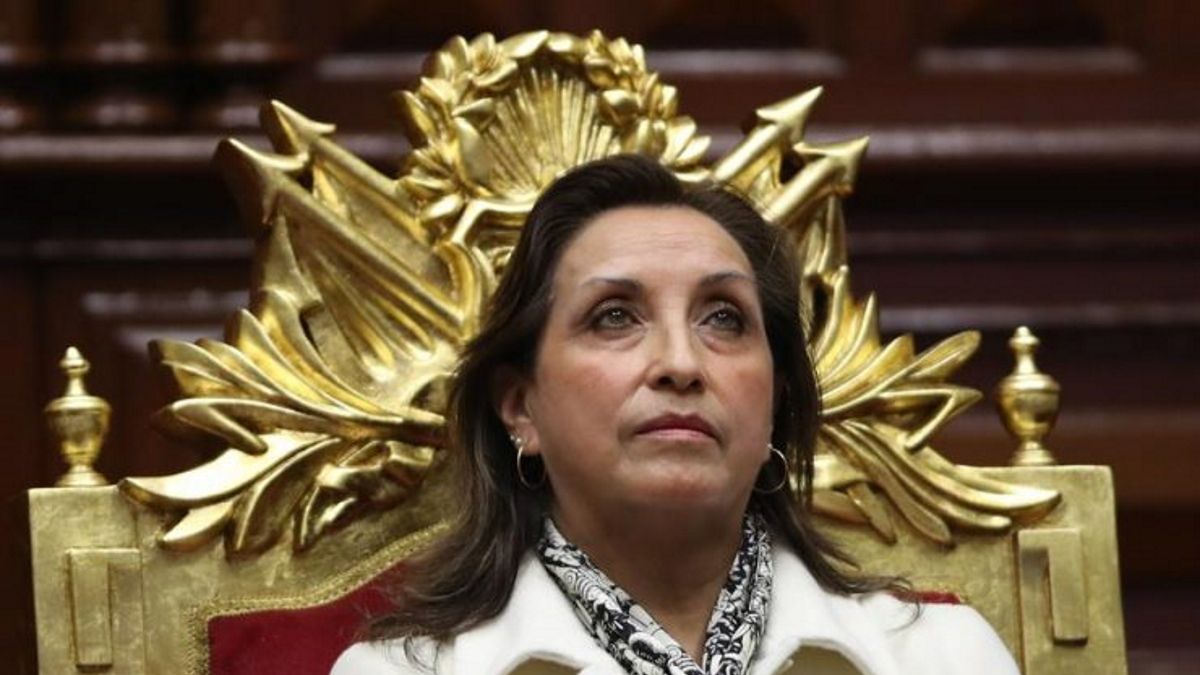 Quién Es Dina Boluarte La Abogada De Izquierda Que Se Convirtió En La Primera Presidenta De Perú 7789