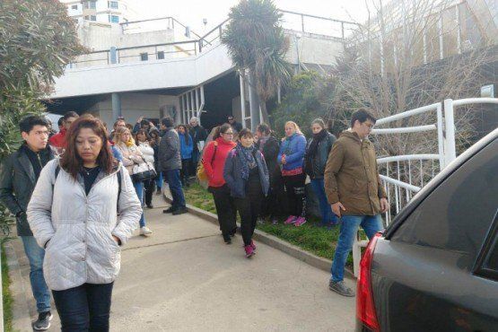 Chubut: Una multitud despidió a las docentes fallecidas
