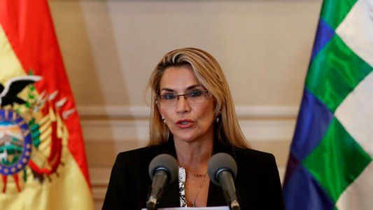 La democracia no es una opción para él, dice Jeanine Añez a  Morales por su sugerencia de milicias populares