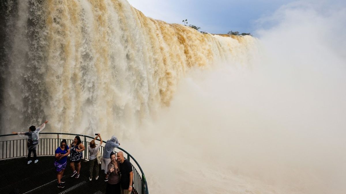 El Parque Nacional Iguaz&uacute; continuar&aacute; funcionando con normalidad en el resto de sus &aacute;reas habilitadas para los visitantes. (Foto: Reuters)