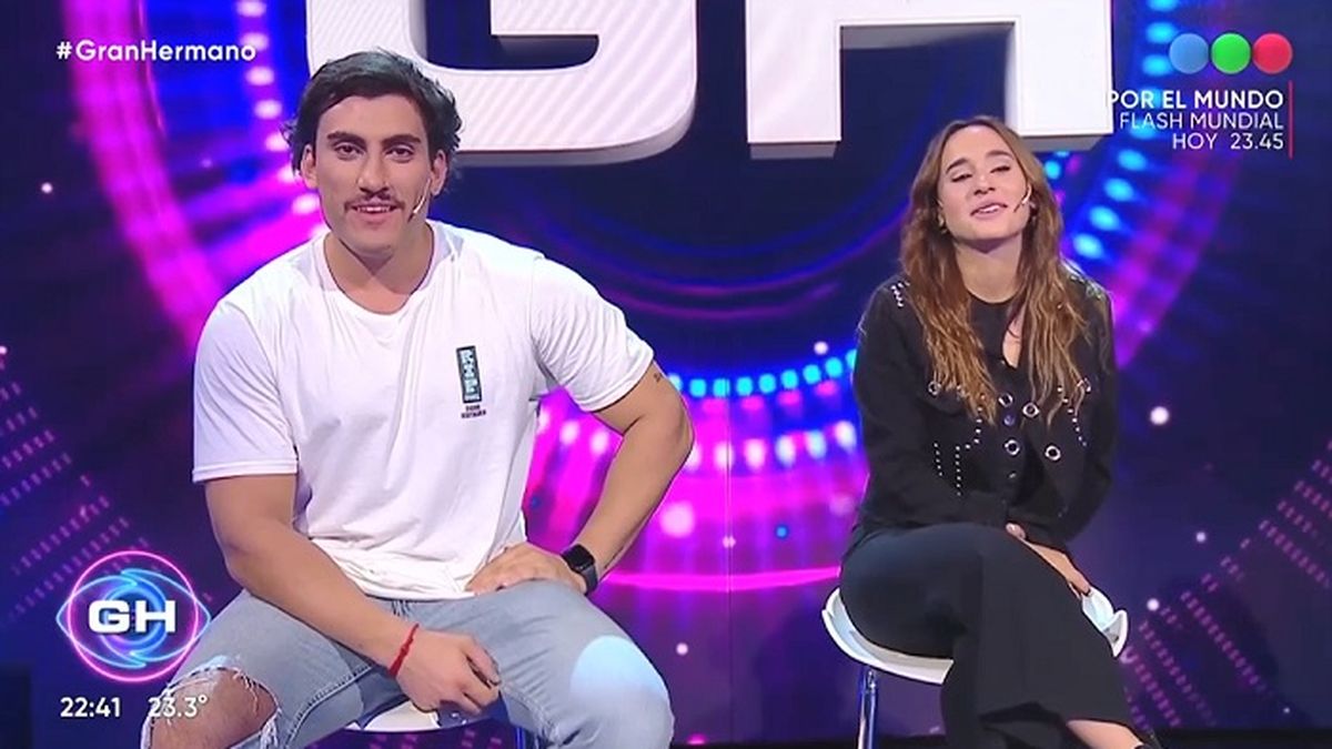 Tom&aacute;s Holder junto a Martina Stewart Usher en el debate de Gran Hermano 2022 (Telefe).&nbsp;