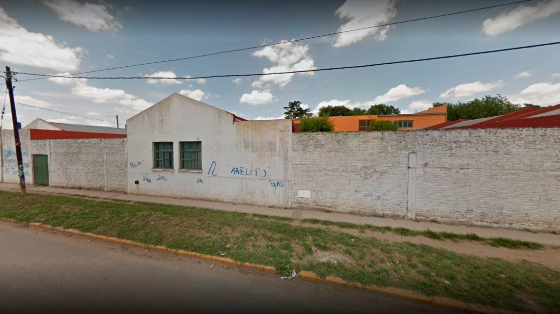 Explotó una estufa en una escuela de Moreno: murieron la vicedirectora  y un portero