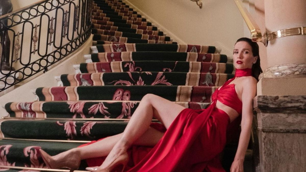 Natalia Oreiro no pas&oacute; desapercibida en los gala de los premios Platino con su sensual look toda de rojo, uno de sus colores preferidos.&nbsp;