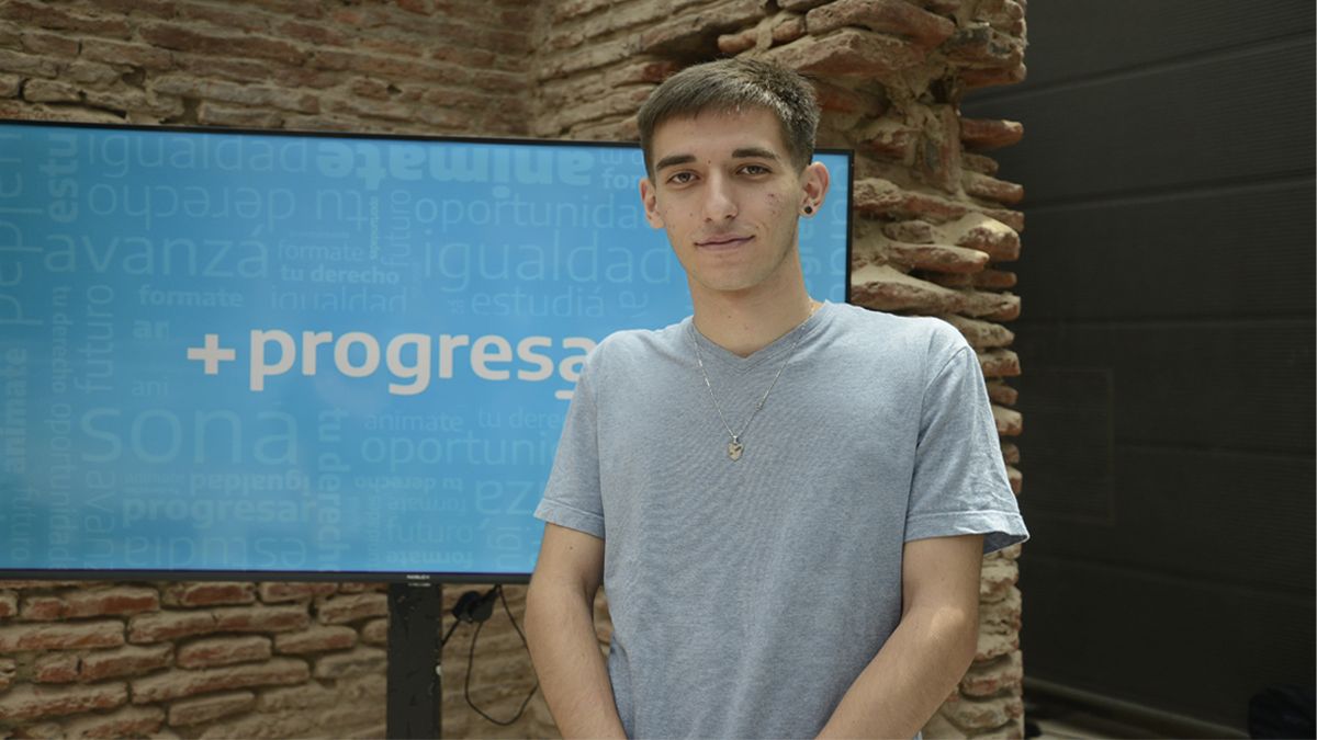 Las Becas Progresar se entregan con el fin de mitigar las desigualdades sociales y econ&oacute;micas que dificultan el ejercicio del derecho a la educaci&oacute;n (Foto: ANSES).