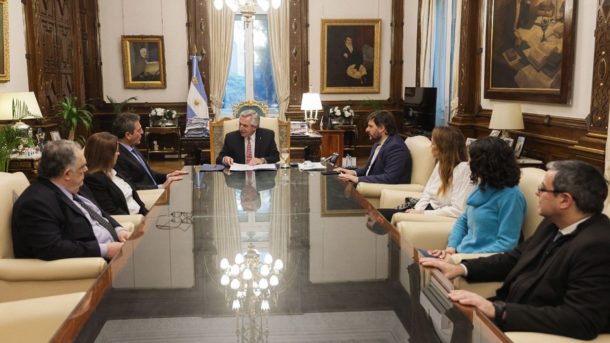 El Gobierno promulgó la Ley de Alivio Fiscal para Pequeños Contribuyentes y Autónomos. (Foto: Presidencia)