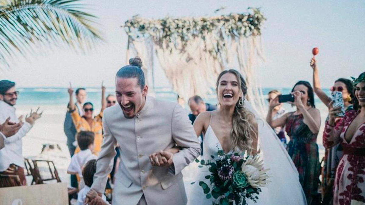 El d&iacute;a que se casaron Mau Montaner de Mau y Ricky y Sara Escobar.&nbsp;