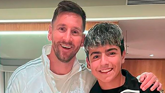 La emoción de Benjamín Agüero al hablar de Lionel Messi en la despedida de Maxi Rodríguez