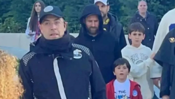 Messi revolucionó Euro Disney: intentó camuflarse con un look especial, pero lo reconocieron