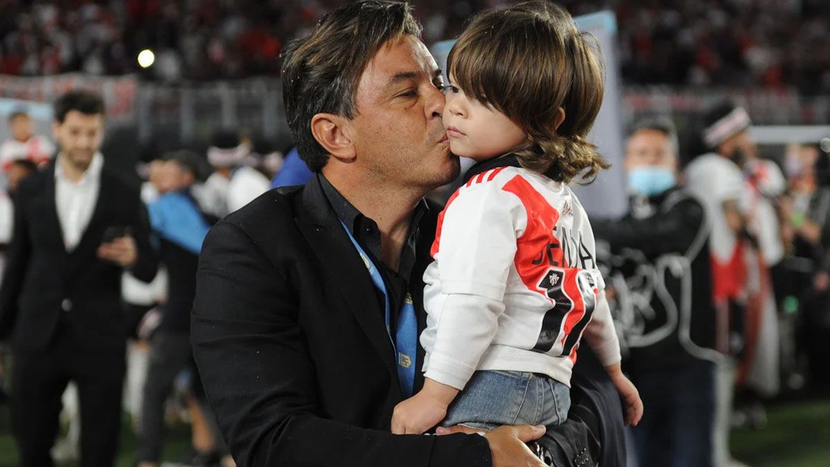 Marcelo Gallardo y su hijo Benjamín 
