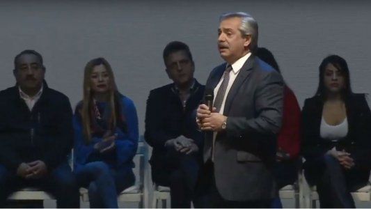Por favor, presidente, dese cuenta de lo que esta pasando, reclamó Alberto Fernández ante los cordobeses en el acto final
