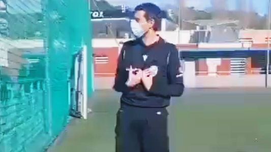 Fútbol infantil: el árbitro viral que le dio una lección a los padres
