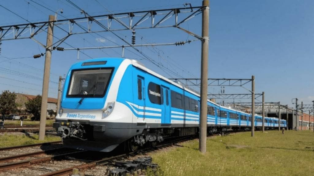 Ferrocarril Roca: la Argentina pidió un préstamo a China para comprar trenes a ese país