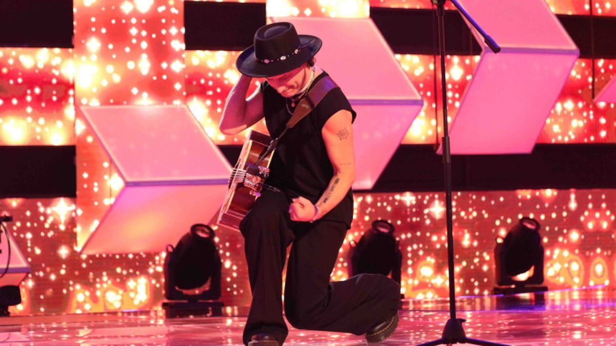 Anoche Coti Sorokin sorprendi&oacute; cantando Color Esperanza en Canta Conmigo Ahora (El Trece).&nbsp;