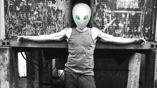 ¿Quien reveló? Yo me pongo una media y me la ato con cinta