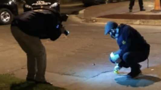 Horror en Santa Fe: una mujer apuñaló a un joven en la puerta de un boliche