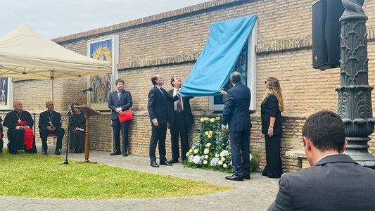 El emotivo mosaico que pidió colocar el Papa Francisco en los Jardines Vaticanos días antes de su muerte