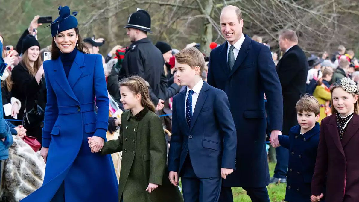 Última aparición pública de Kate Middleton, camino a una ceremonia religiosa en navidad. (Foto: Gentileza People)