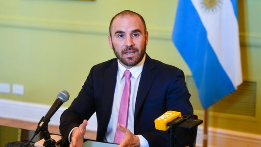 Ahora el Gobierno dice que hay plan económico y saca a la cancha a Martín Guzmán para hacer campaña