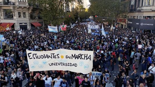 El Gobierno, contra los rectores de las universidades: No quieren el salario congelado como los otros funcionarios públicos