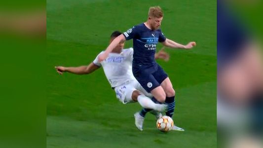 Real Madrid-City: el patadón de Casemiro en el arranque del partido que armó una batahola