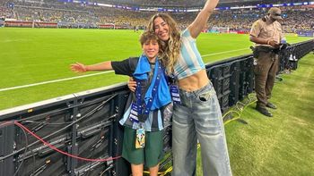 El mal momento que vivió Jimena Barón con Momo en el aeropuerto de Miami