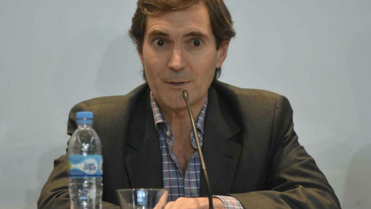 La Justicia inhabilitó al presidente de la Superliga Mariano Elizondo