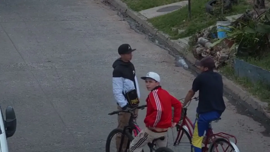 El fuerte relato de una vecina de Hurlingham sobre el joven asesinado por su amigo: Vi que se estaba...