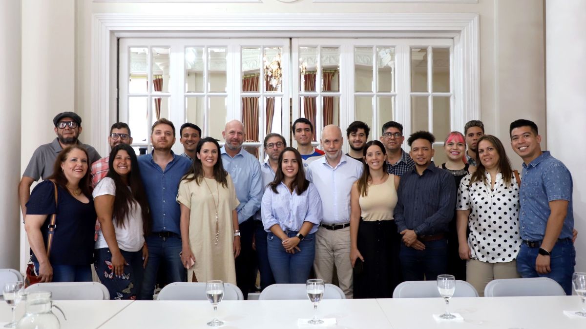 Horacio Rodríguez Larreta dialogó con representantes de la comunidad venezolana en Argentina (Foto: @HoracioLarreta).