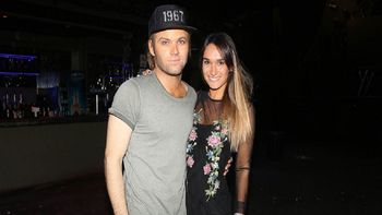 benjamin amadeo anuncio en pleno show que sera papa: el video