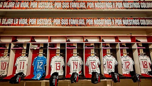 El presidente de un club del fútbol argentino fulminó a los futbolistas: Parecen señoritas de cabaret