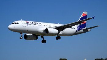 LAN, filial argentina de Latam, formalizó el cese de sus actividades en el país
