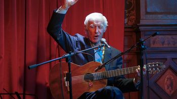 Murió Don Horacio Molina, el talentoso cantor argentino y papá de Juana Molina