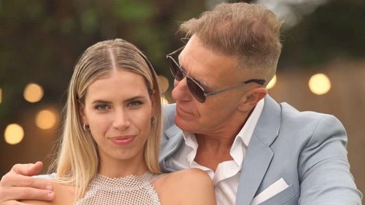 Alejandro Fantino mostró en vivo la alianza matrimonial, a horas de la gran fiesta de casamiento con Coni Mosqueira