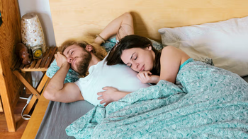 ¿Te dejás dominar en sueños?: el erotismo de soltar el control