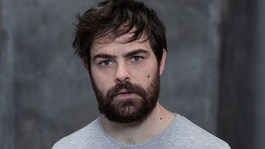 Peter Lanzani fue operado tras llegar descompensado al hospital: el fuerte diagnóstico que recibió