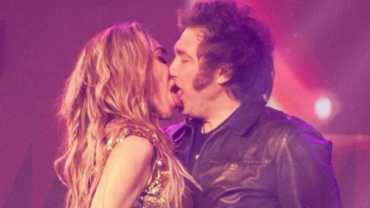 El video del fogoso beso entre Fátima Flórez y Javier Milei en el día de su  cumpleaños