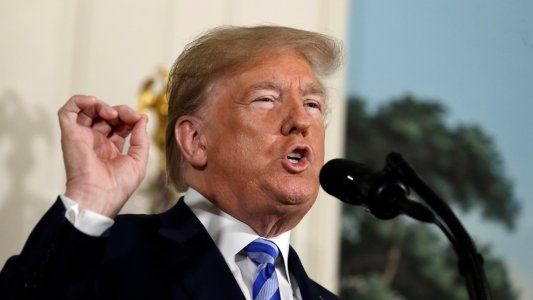 Para Trump, las fuertes protestas en Francia son por culpa de las medidas contra el cambio climático