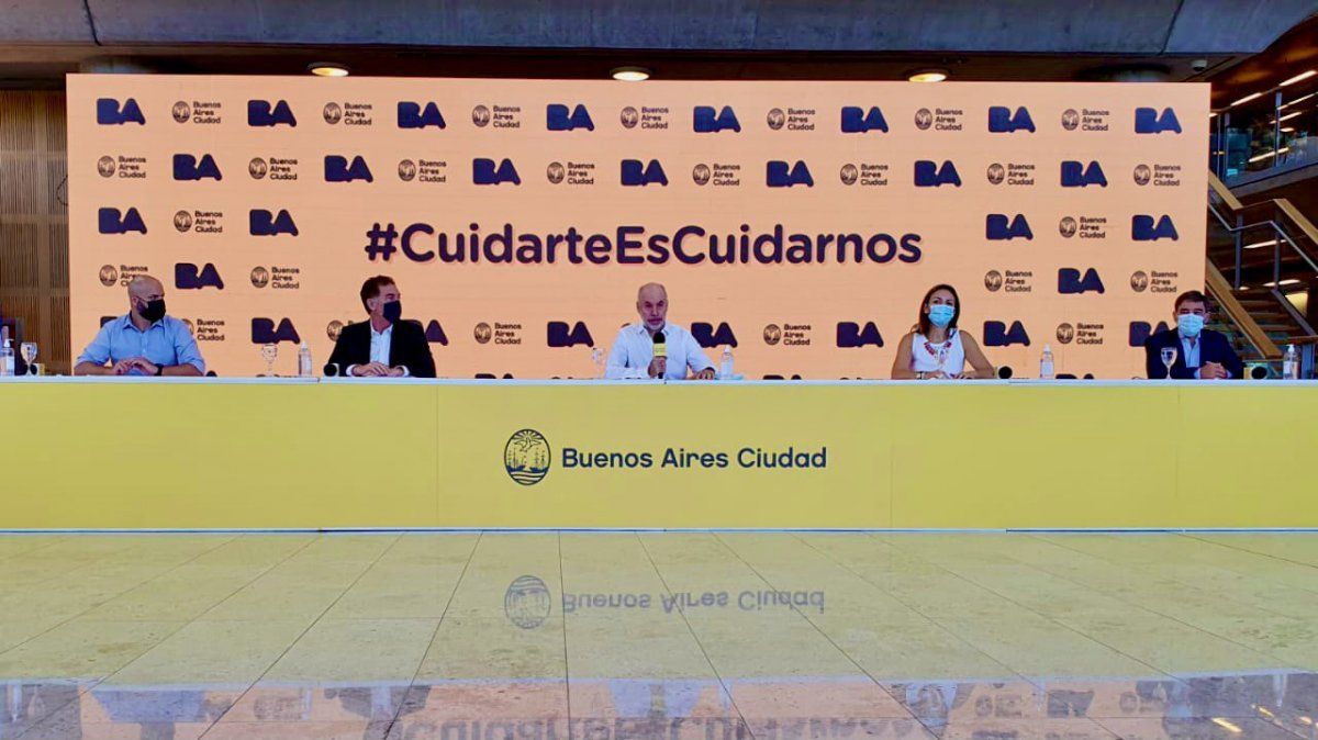 Ciudad ratifica la vuelta a clases el 17 de febrero con cuatro horas mínimas de presencialidad