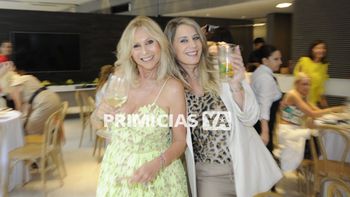 cumpleaños de Ana Rosenfeld con Marina Calabró