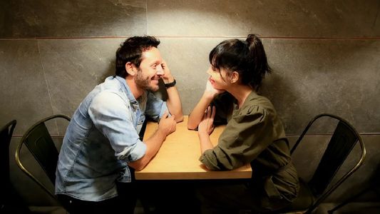 Qué pasa entre Paola Krum y Benjamín Vicuña, protagonistas de El primero de nosotros