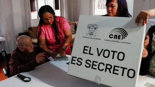 Elecciones en Ecuador: los primeros resultados dan ganador a Daniel Noboa pero habría balotaje
