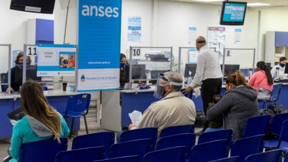 Jubilaciones, Pensiones, AUH, Progresar: Quiénes cobran hoy 12 de abril 2021