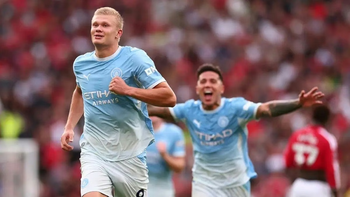 Polémica: admitieron un grave error del VAR en la jugada entre Enzo Fernández y Haaland que definió el clásico en Manchester