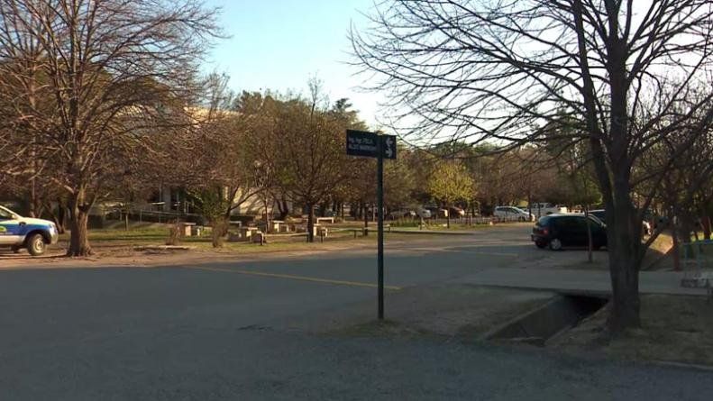 Un policía violó a una mujer para no detener a su novio