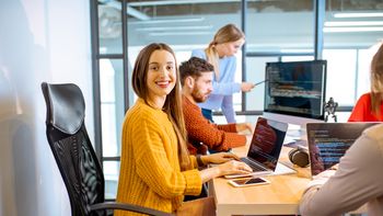 Estos son los desafíos para quienes lideren equipos de trabajo integrados por centennials