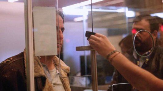 Papá abusa de mí: el drama de la hija del abogado italiano expulsado del país