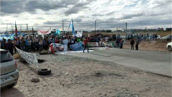 Neuquén: continúa el conflicto en el sector petrolero y preocupa el abastecimiento de gas para el invierno