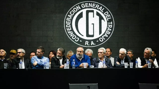 La CGT criticó el salario mínimo fijado por Javier Milei y aseguró que es el peor desde 2001