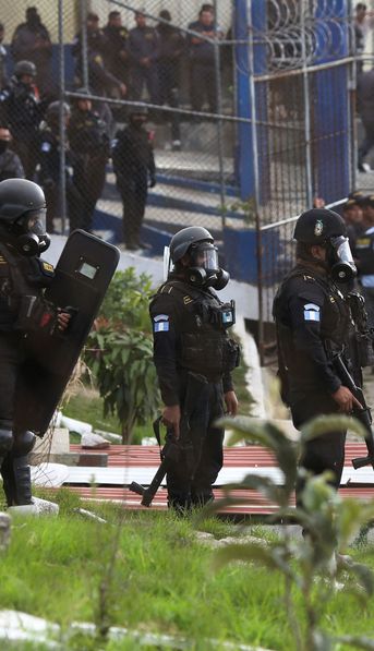 Guatemala decretó el estado de sitio tras la muerte de ocho policías en ataques del crimen organizado
