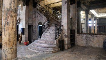 Secretos de la Confitería El Molino, el palacio que recibió a Gardel, Perón y Madonna y que vuelve a abrir sus puertas